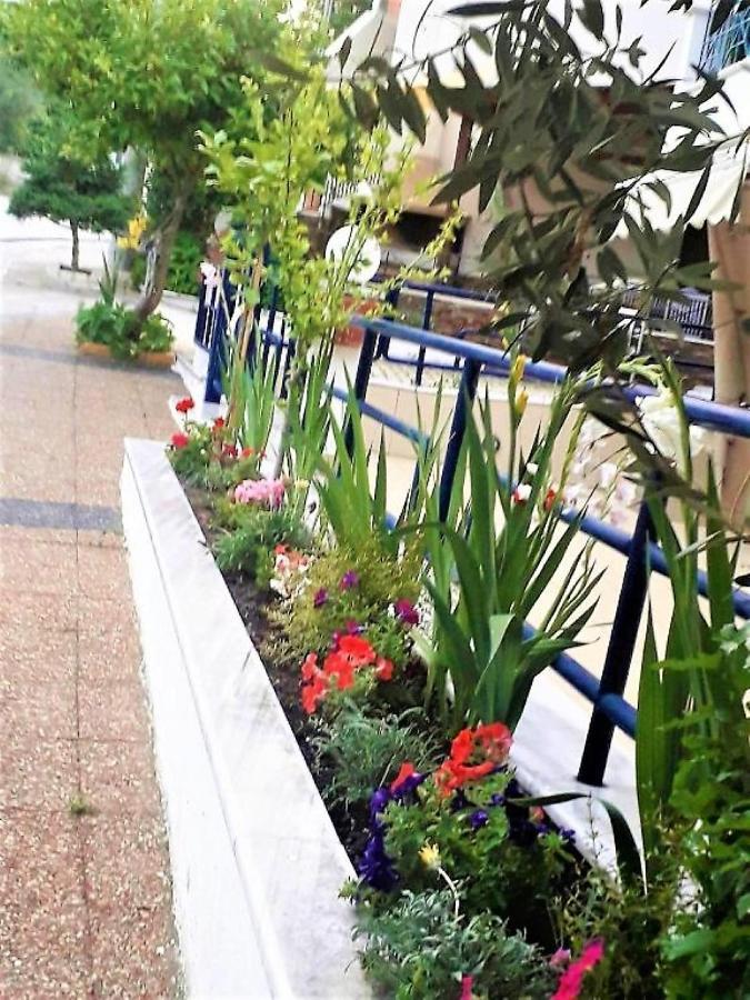 Lilac Studio Apartment Kavala Exterior photo