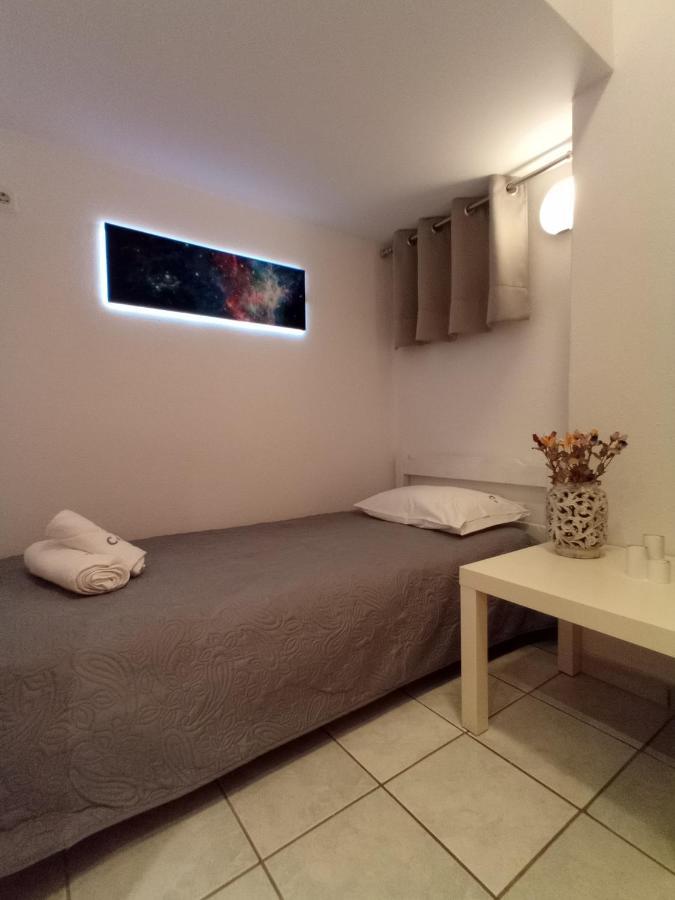 Lilac Studio Apartment Kavala Exterior photo